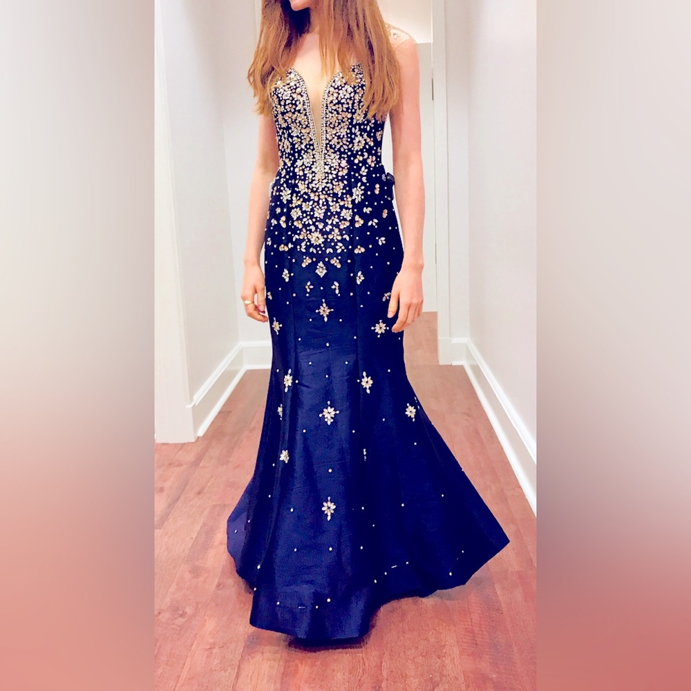 Show-stopping prom or formal dress